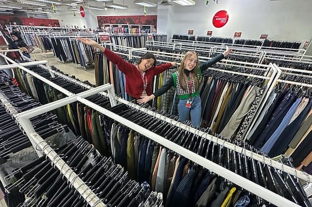 second hand thrift stores jb4 in jb bandoru bundle