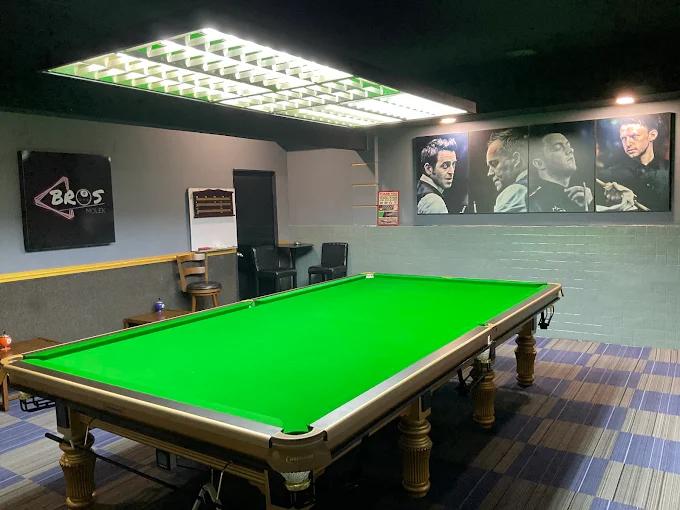 Billiards, pool & snooker halls in JB - Bros Snooker Center