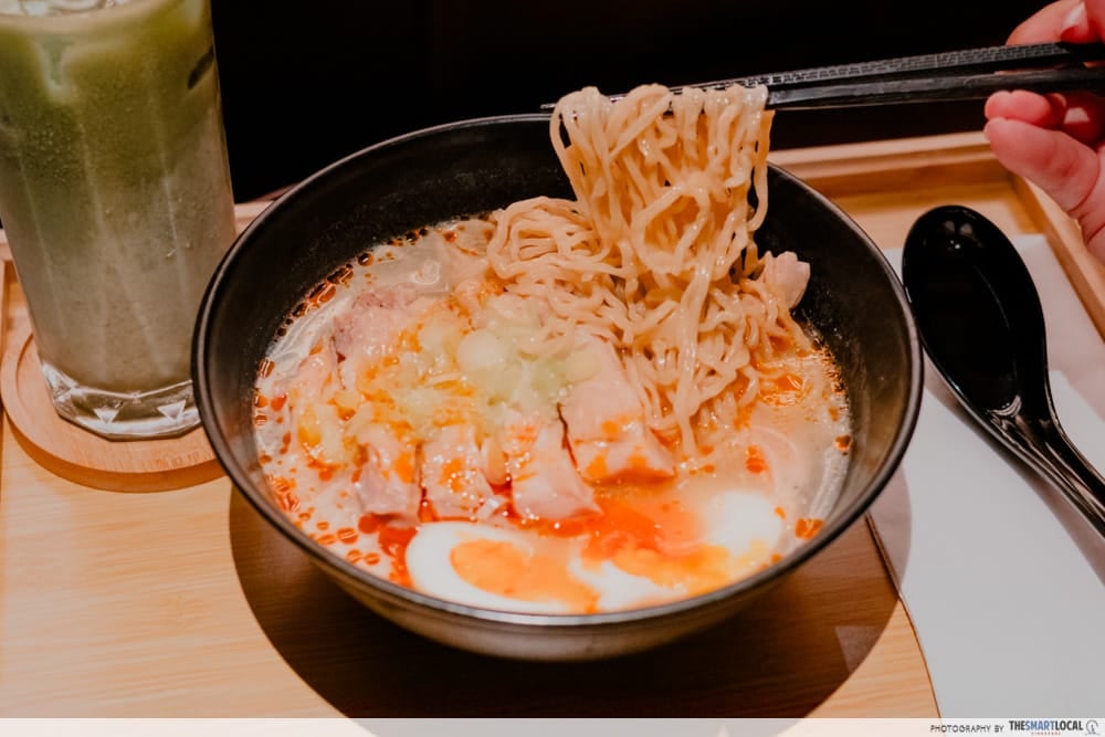 Kiku Kissa Tori Ramen