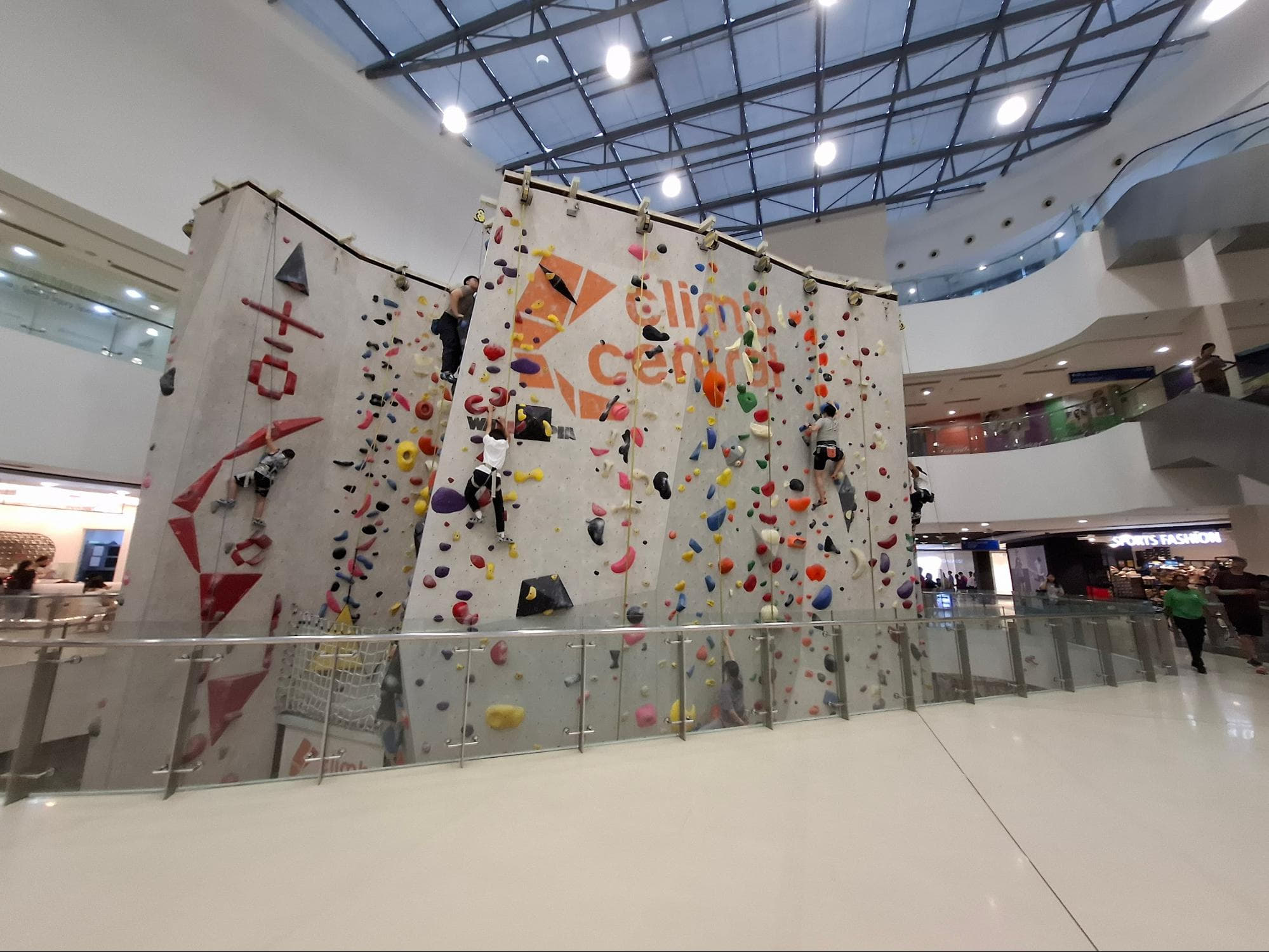 KALLANG GUIDE - CLIMB CENTRAL