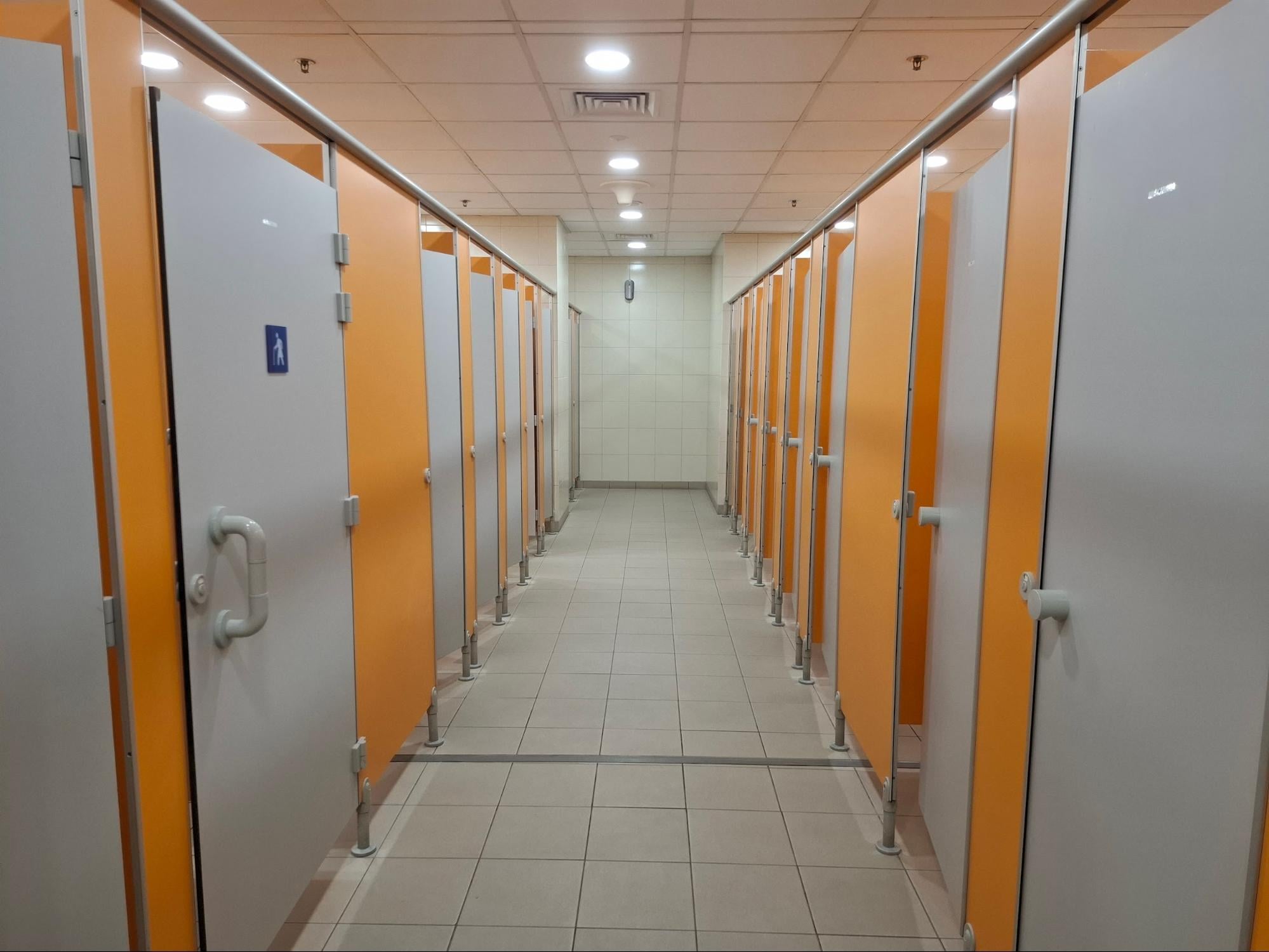 KALLANG GUIDE - NATIONAL STADIUM OCBC ARENA TOILET