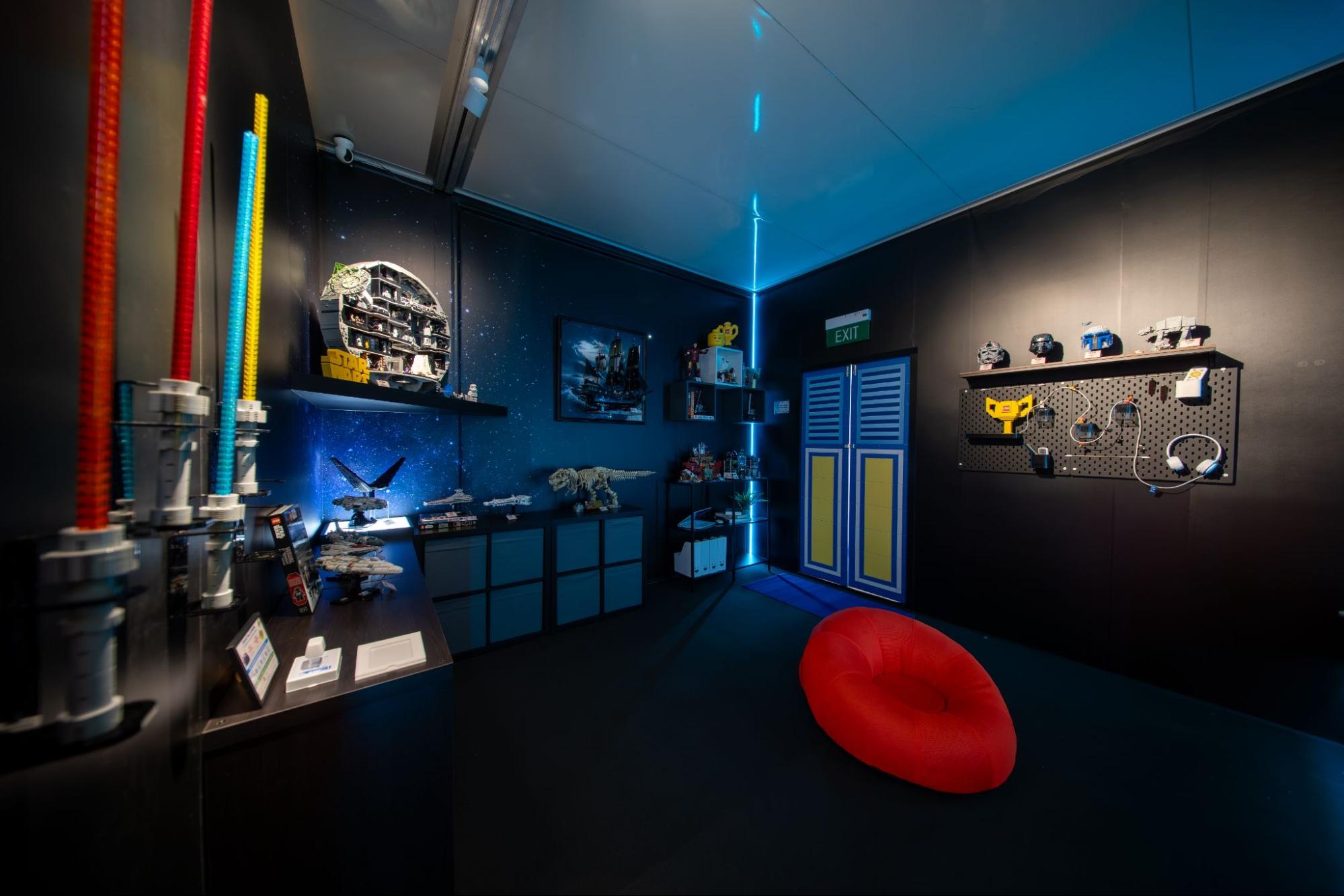 Adult room in the LEGO Shophouse