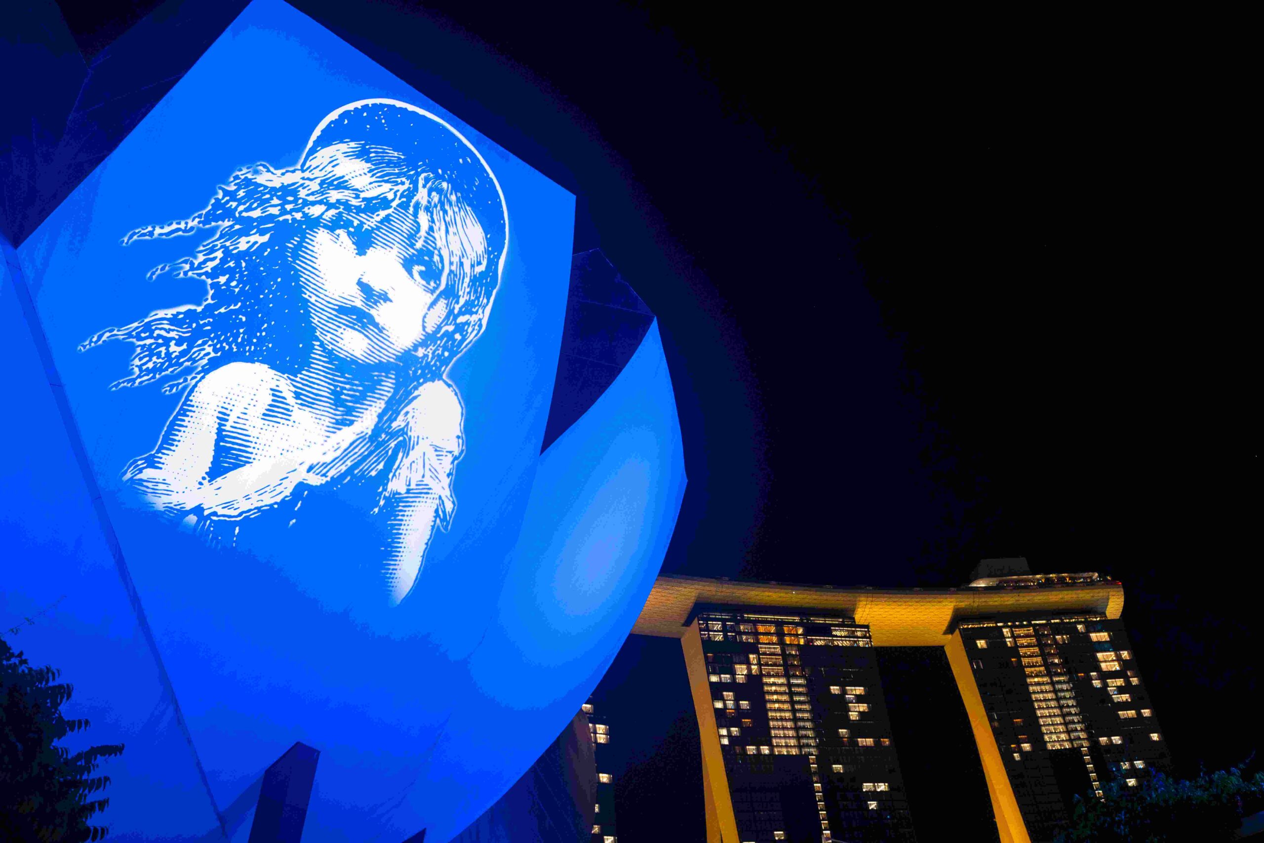 artscience museum cosette illumination