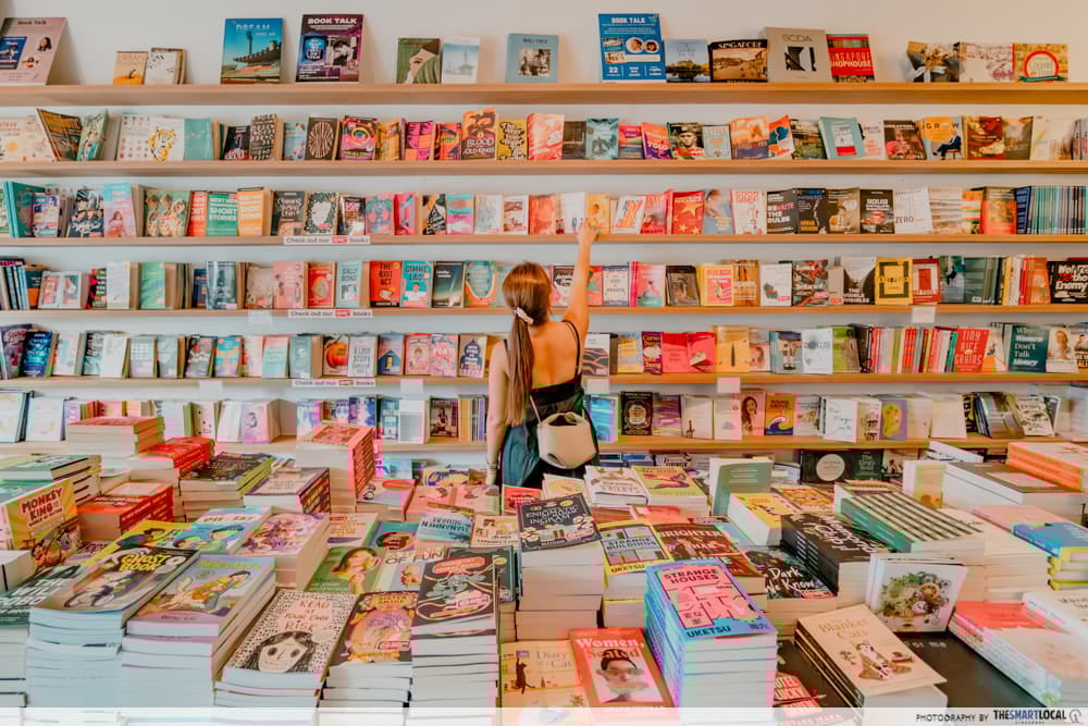 book bar - bookshelves