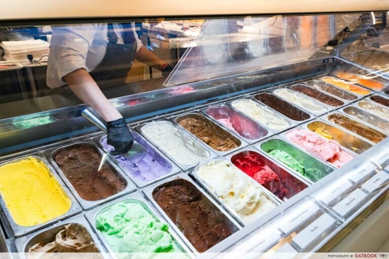 changi airport late night - swensens unlimited