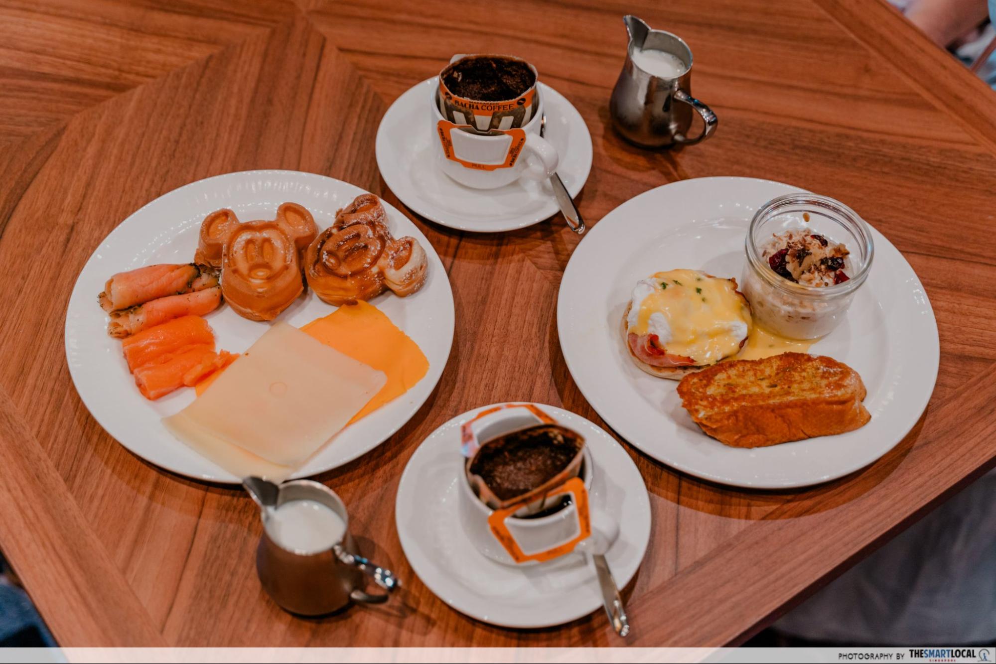 disney adventure cruise - breakfast