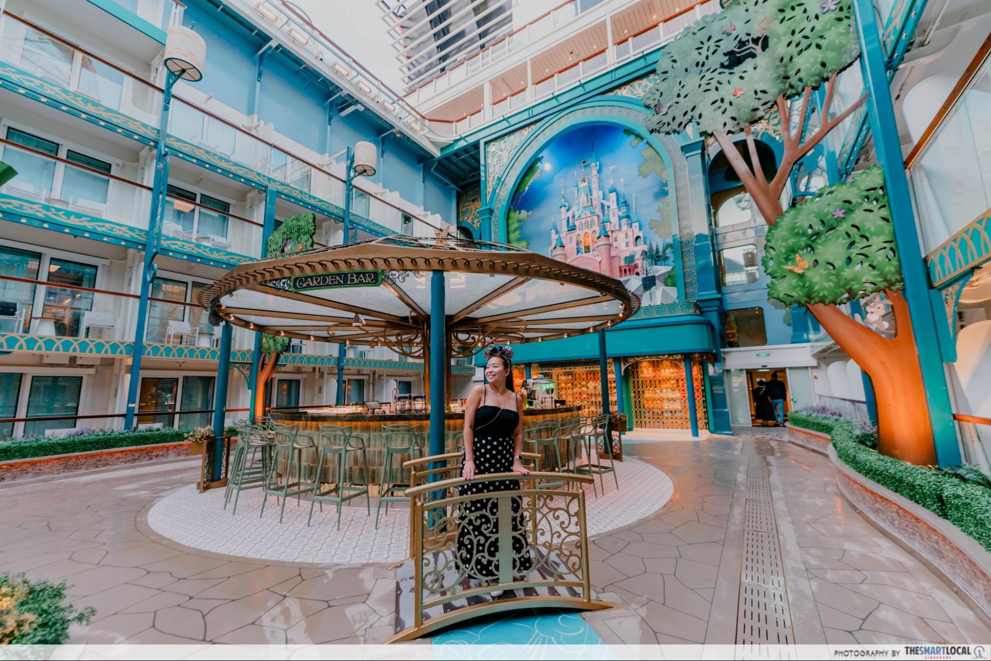 disney adventure cruise - garden bar day