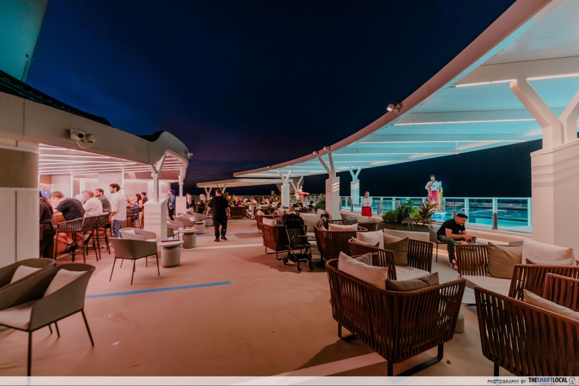 disney adventure cruise - infinity bar night