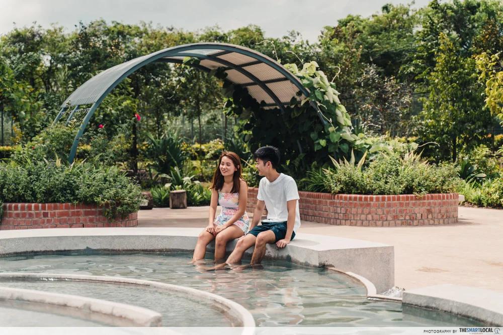 free things to do in singapore - sembawang hot spring park