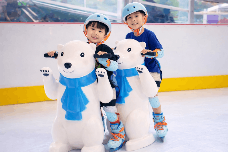 ice penguin ice skating rink clarke quay central 