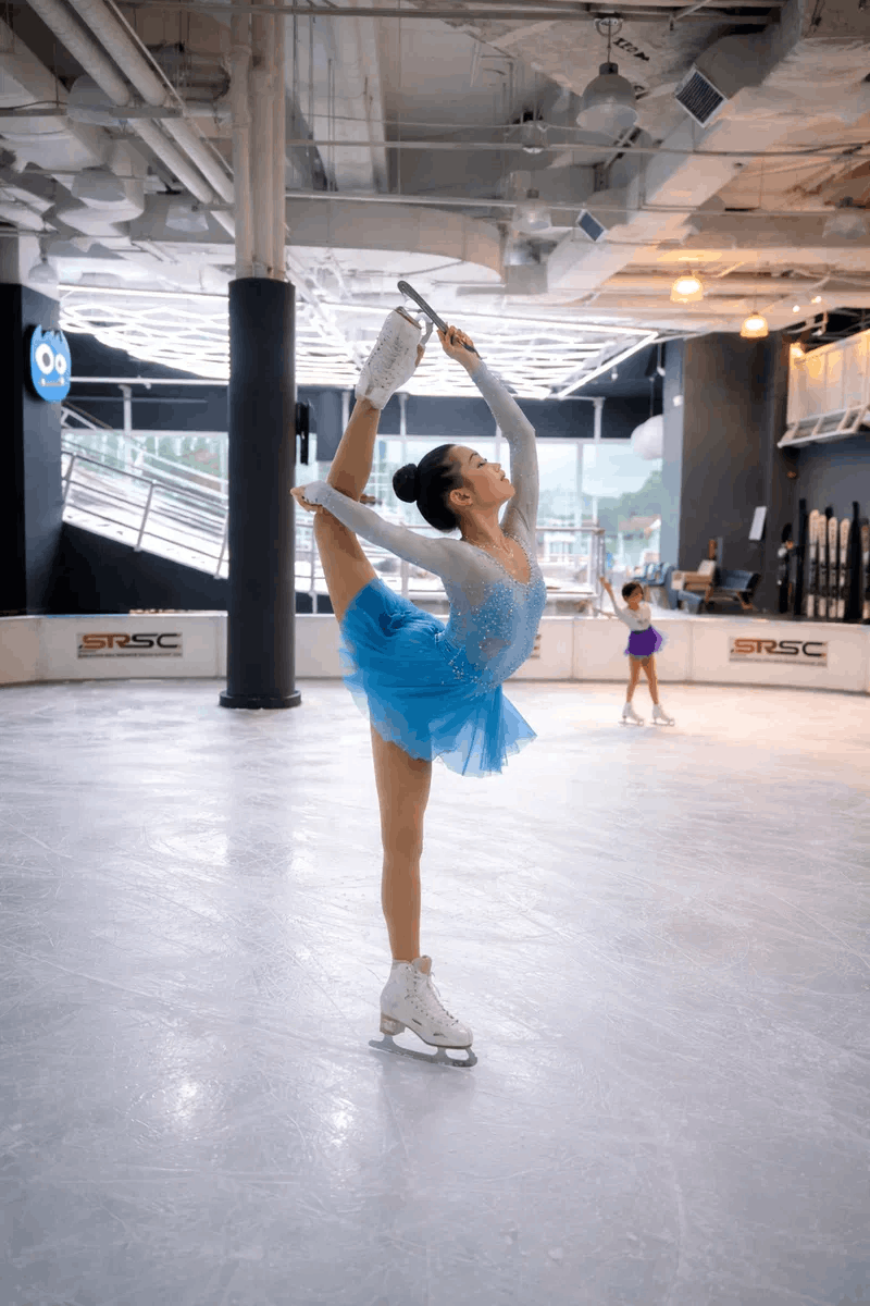 ice penguin ice skating rink clarke quay central figure skating 