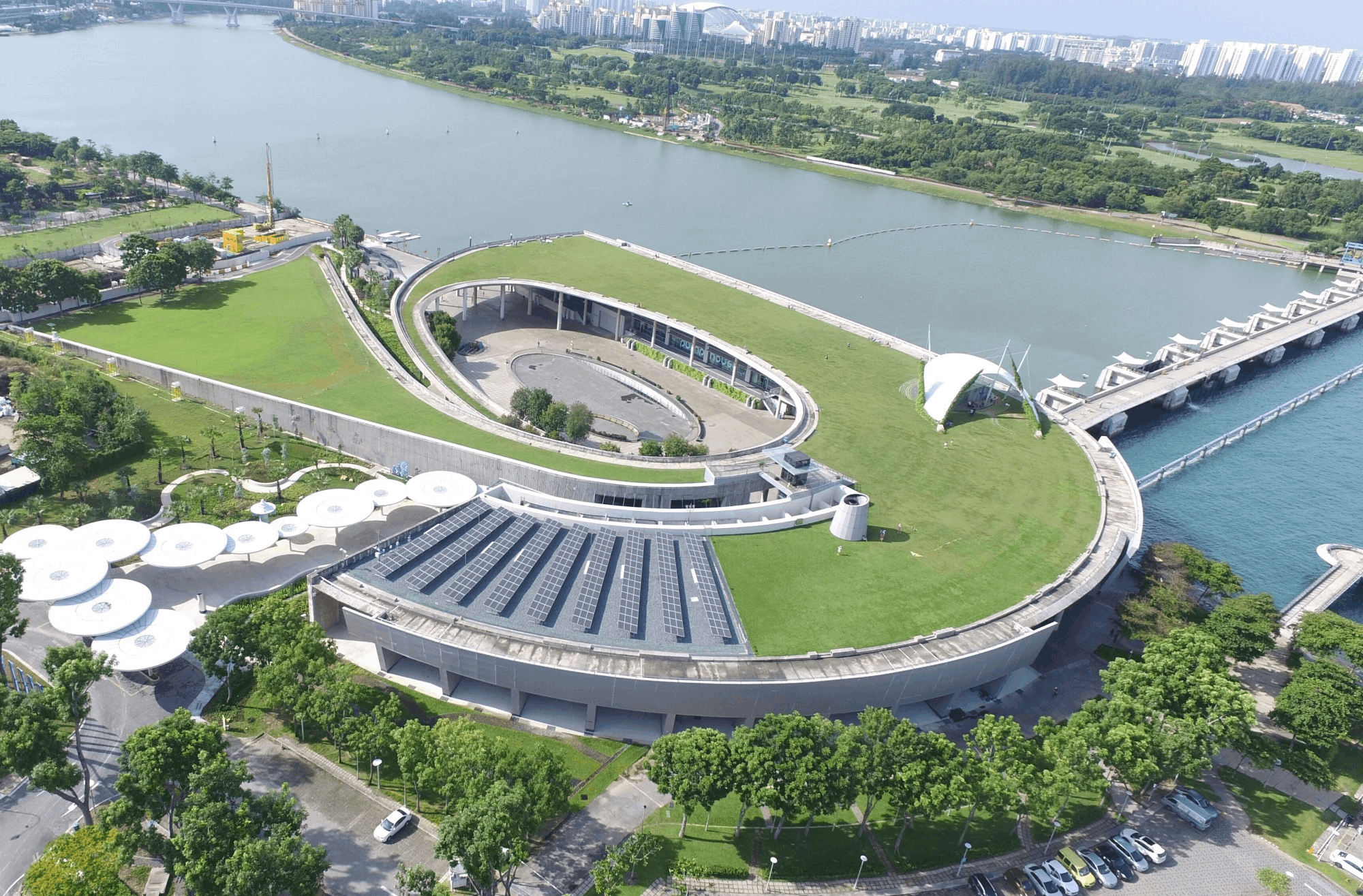 Marina Barrage