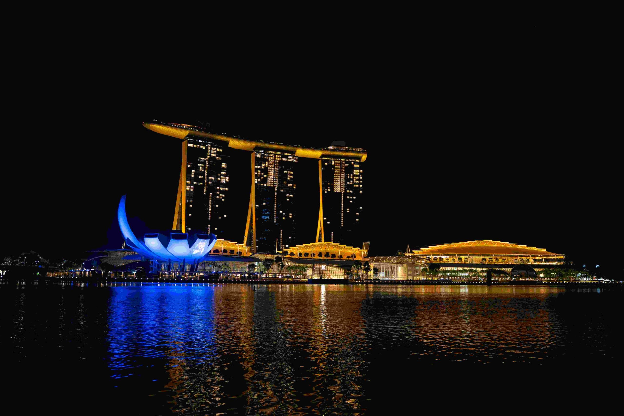 mbs les miserables light-up