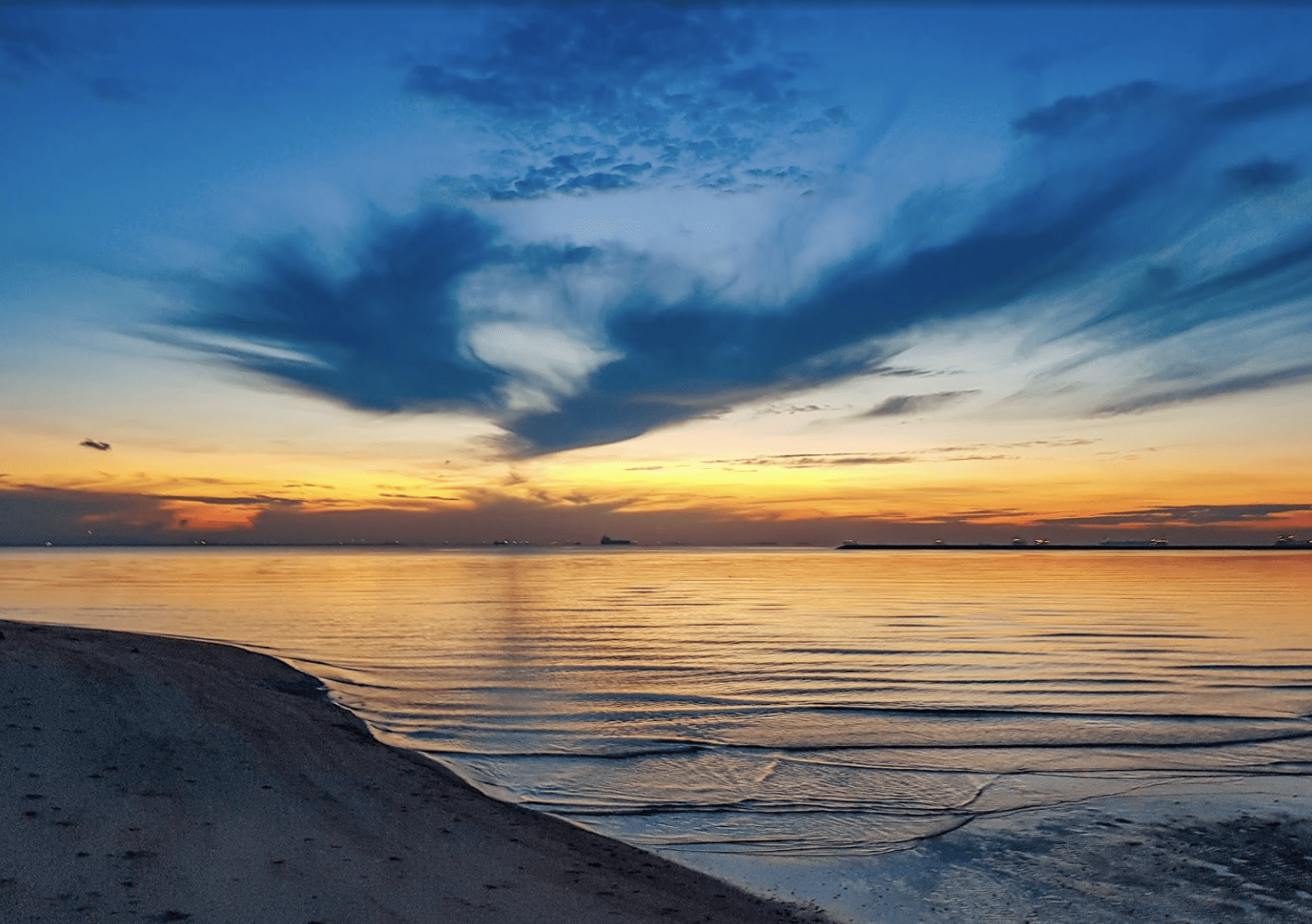 8 Most Ulu Places In Singapore - sunrise view at changi beach