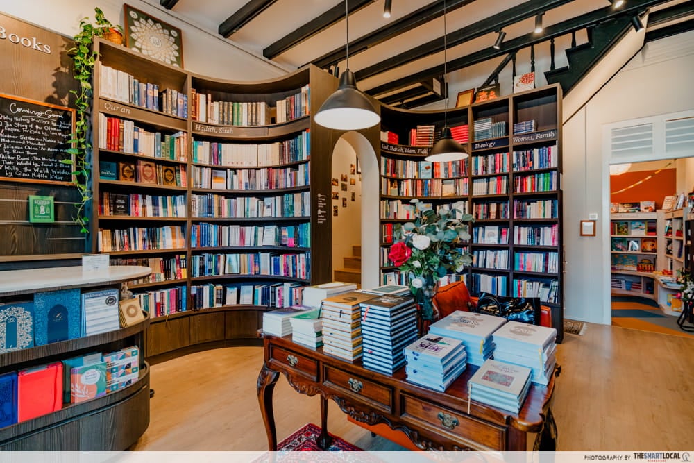 wardah books - first floor