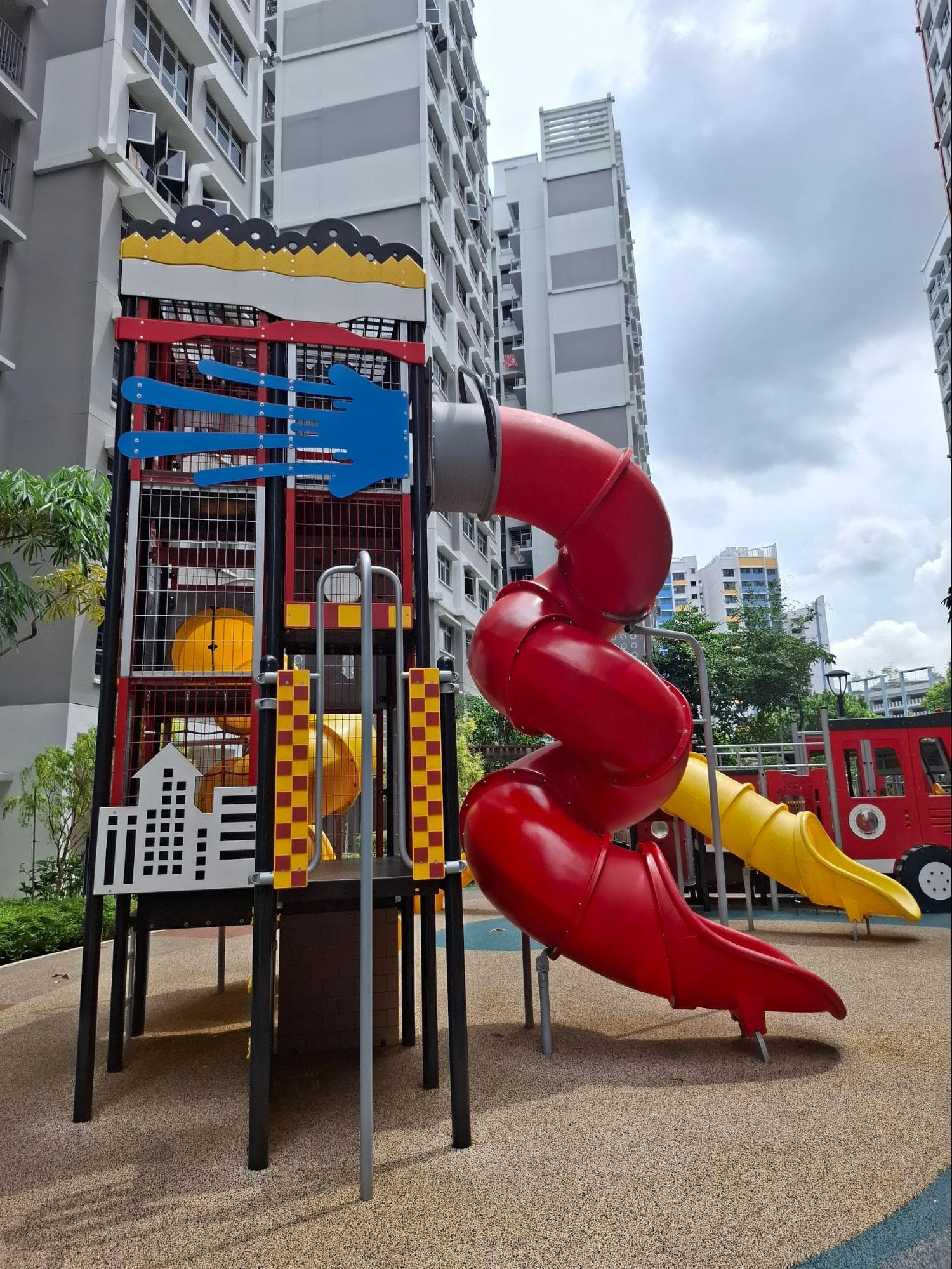 Boon Lay Glade Playground Kid-friendly Tower
