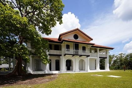 Botanical Art Gallery Inverturret (1)