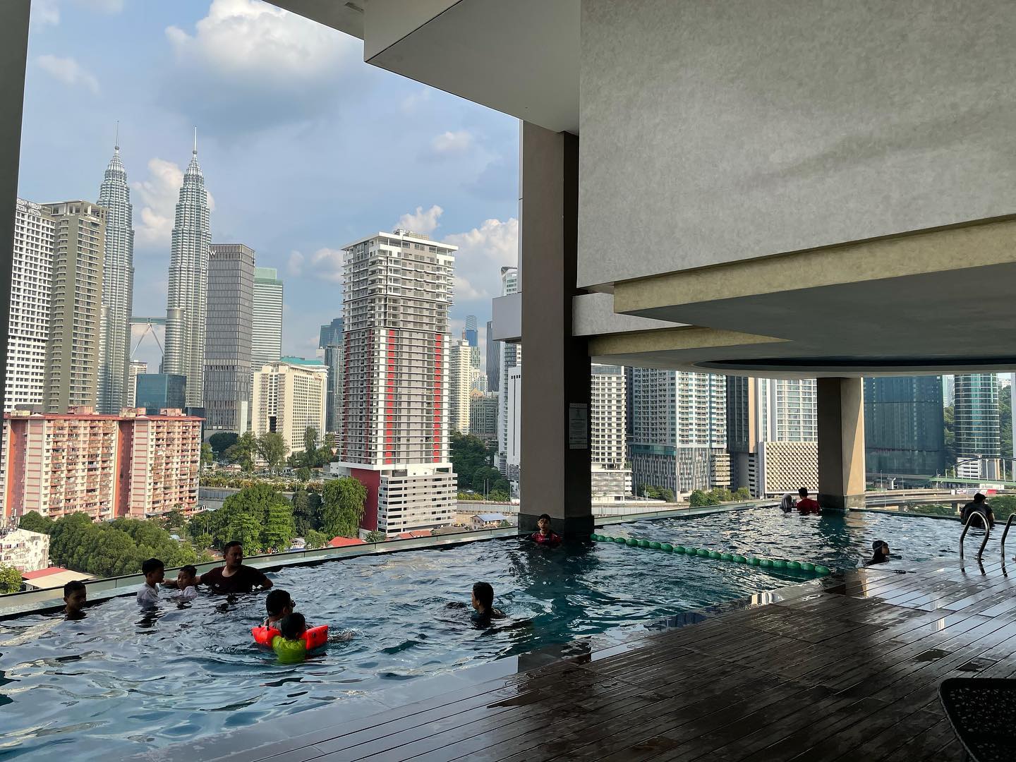 Hotels in KL with infinity pools - Tamu Hotels & Suites