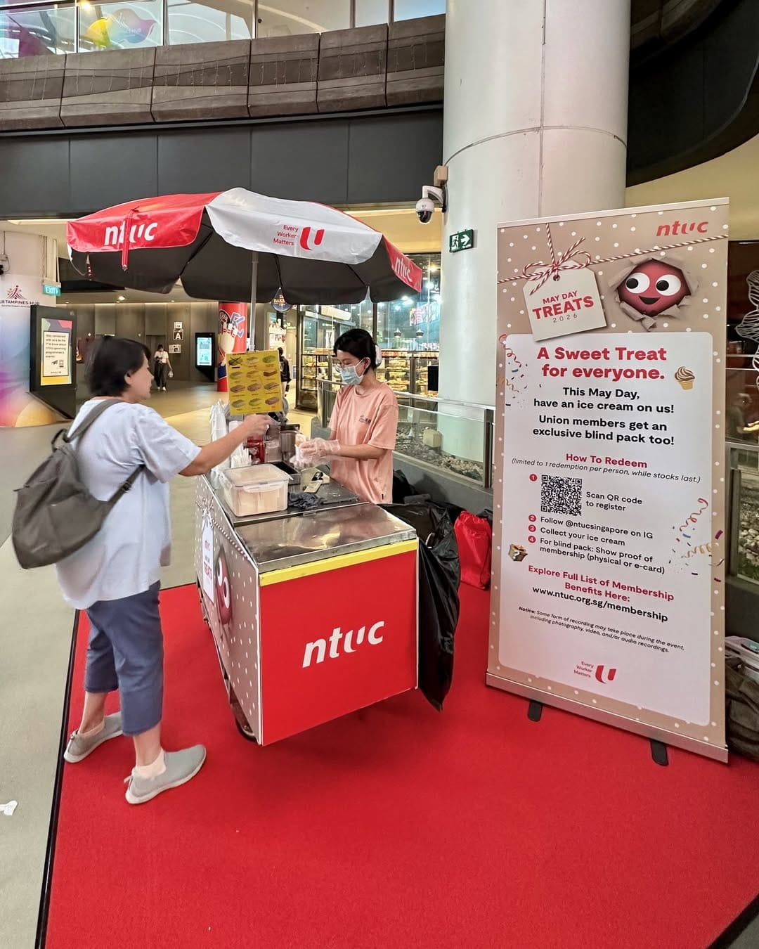 NTUC ice cream cart