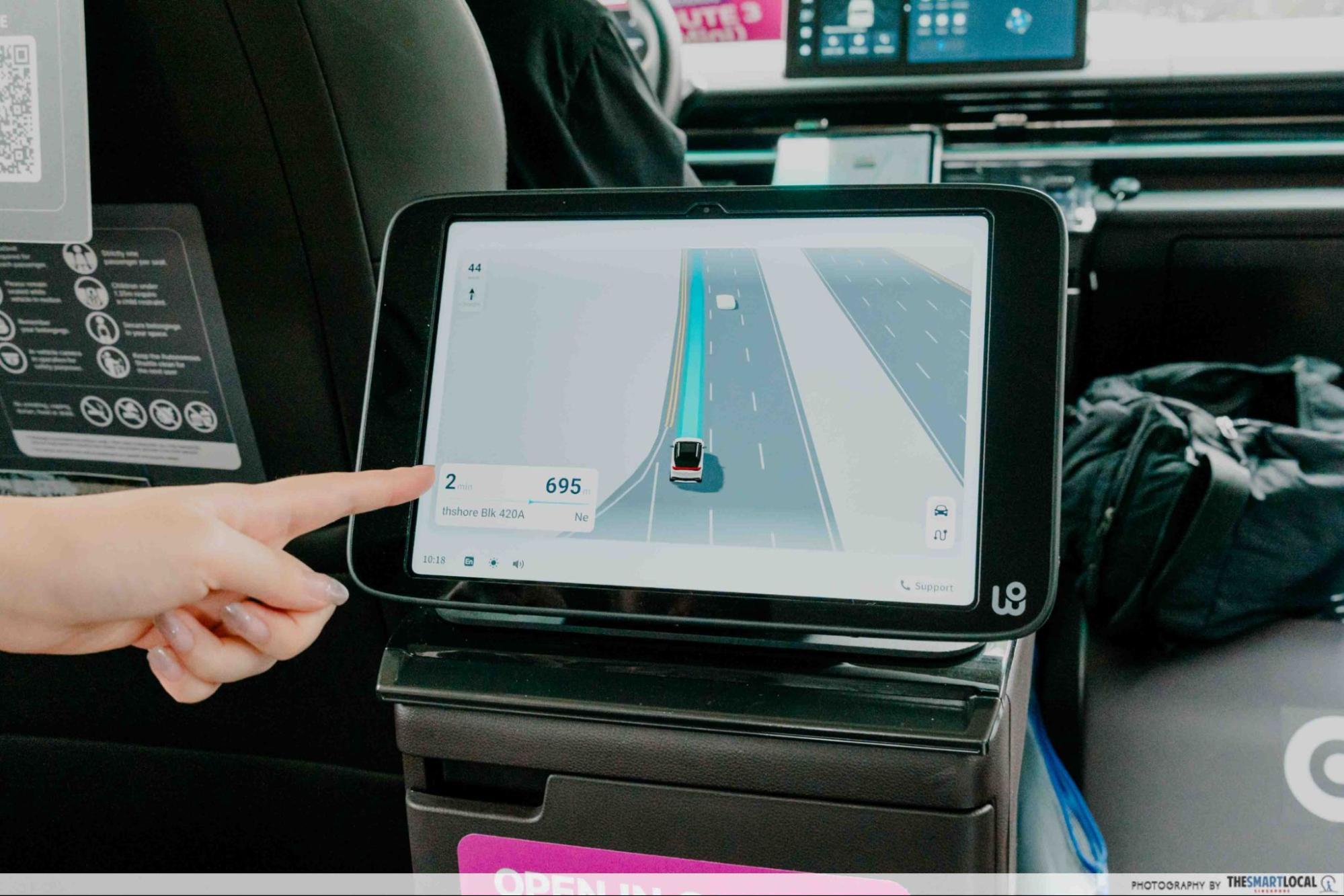 Self-driving Shuttles Punggol - Grab WeRide GXR Screen