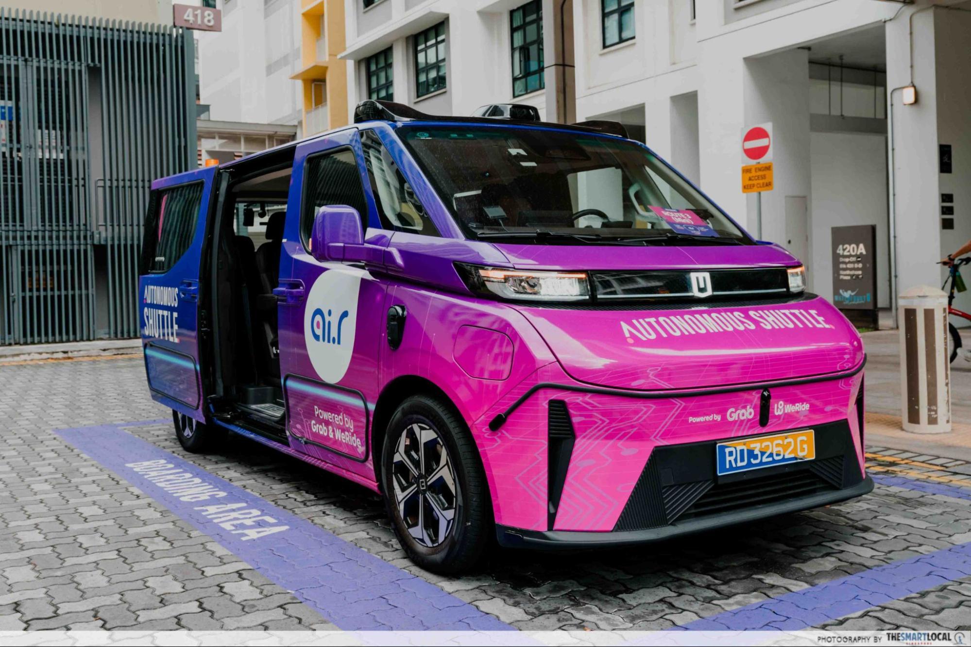 Self-driving Shuttles Punggol - WeRide GXR