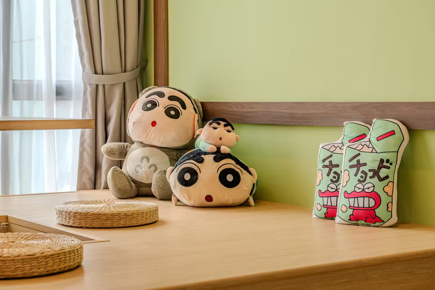 Shin-chan plushies