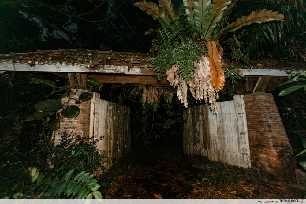 sembawang ghost tour - doors