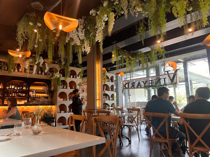vineyard restaurant hortpark