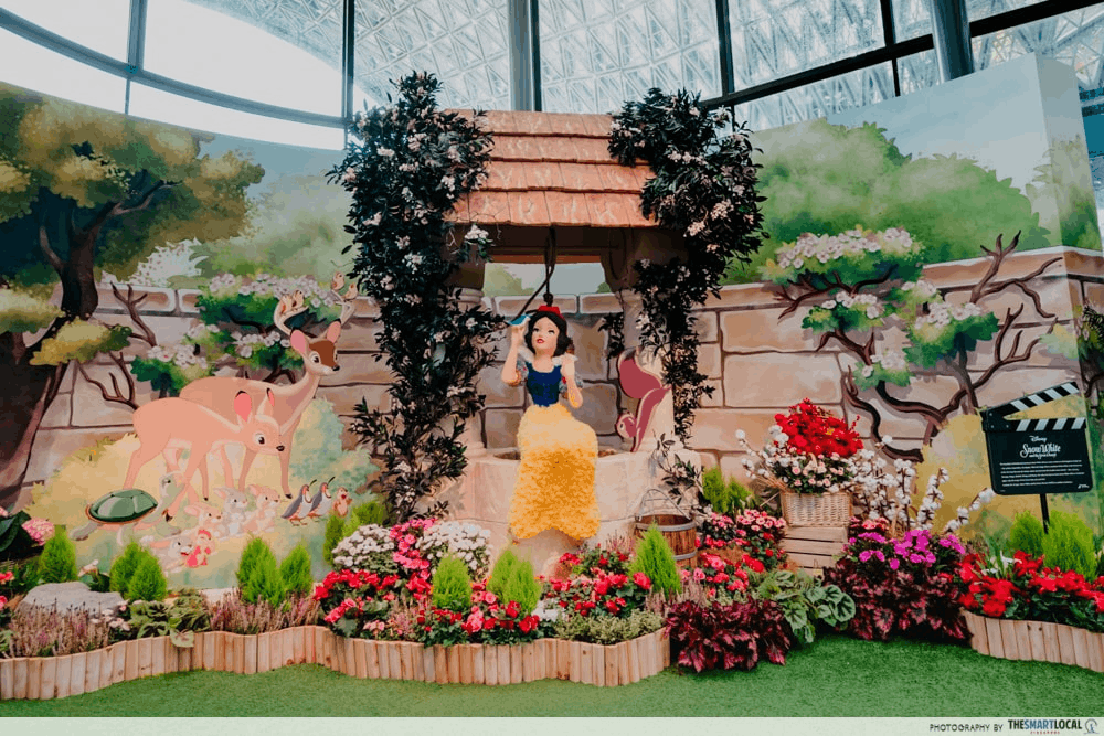 Snow White display at Disney Garden of Wonder