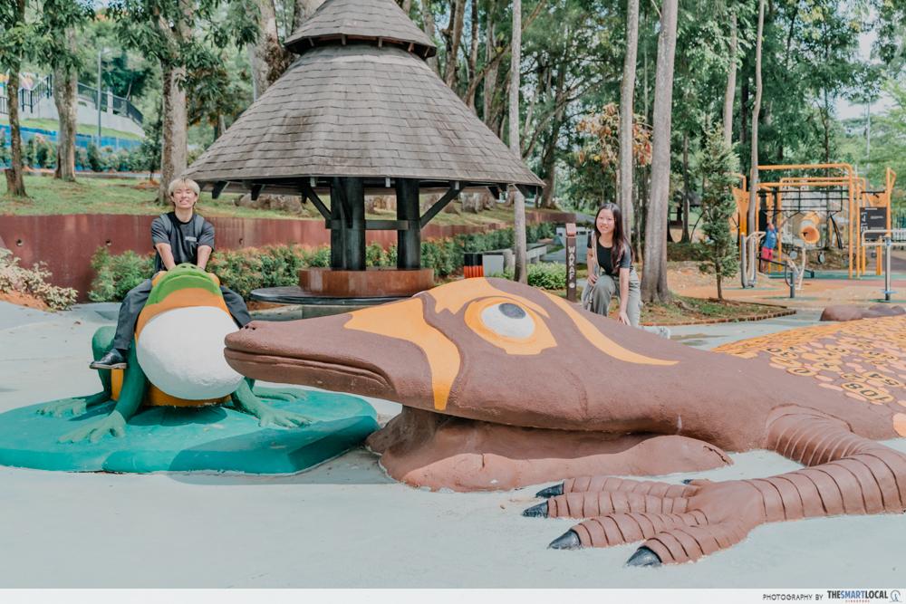 Hutan Bandar MBJB - animal sculptures
