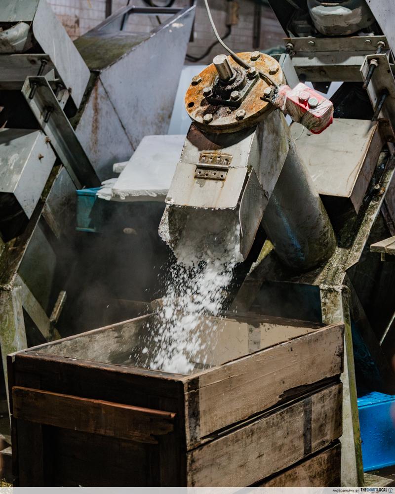 Jurong Fishery Port Tour - ice crusher