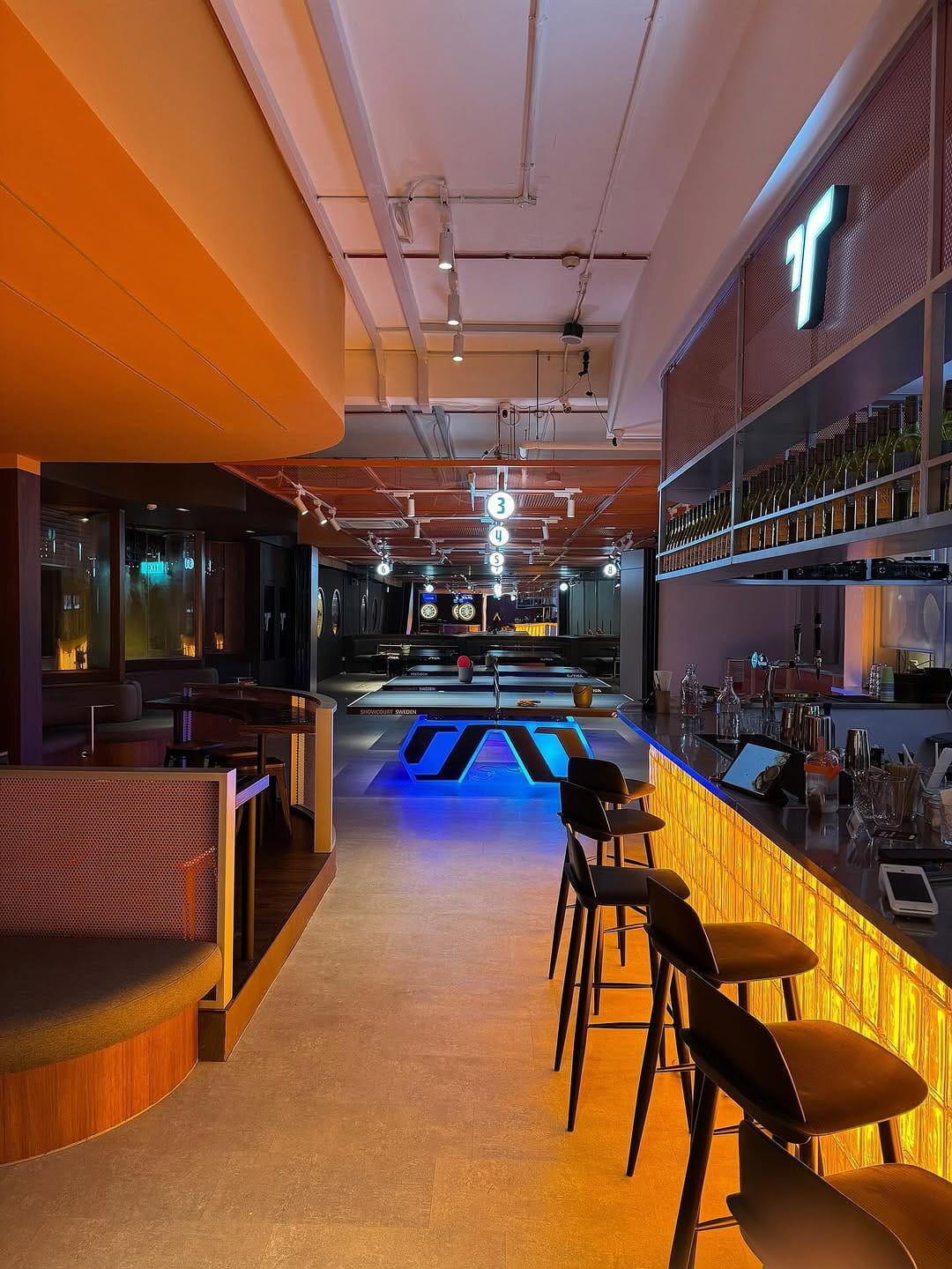 TopTable at New Bahru - bar