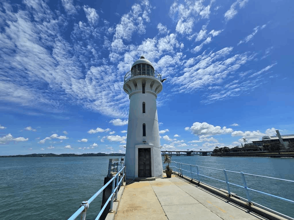 sg road trip - raffles marina lighthouse