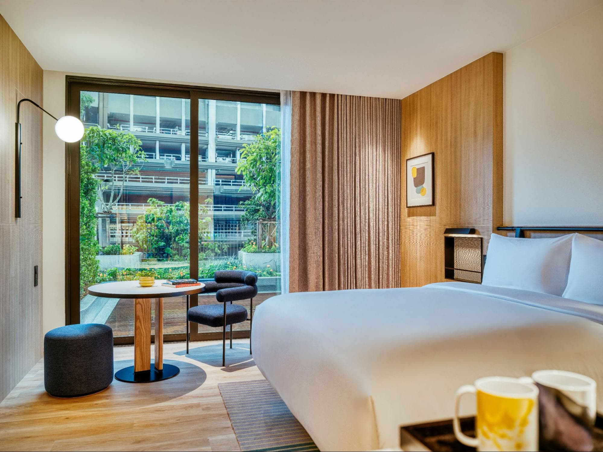 voco bangkok surawong room