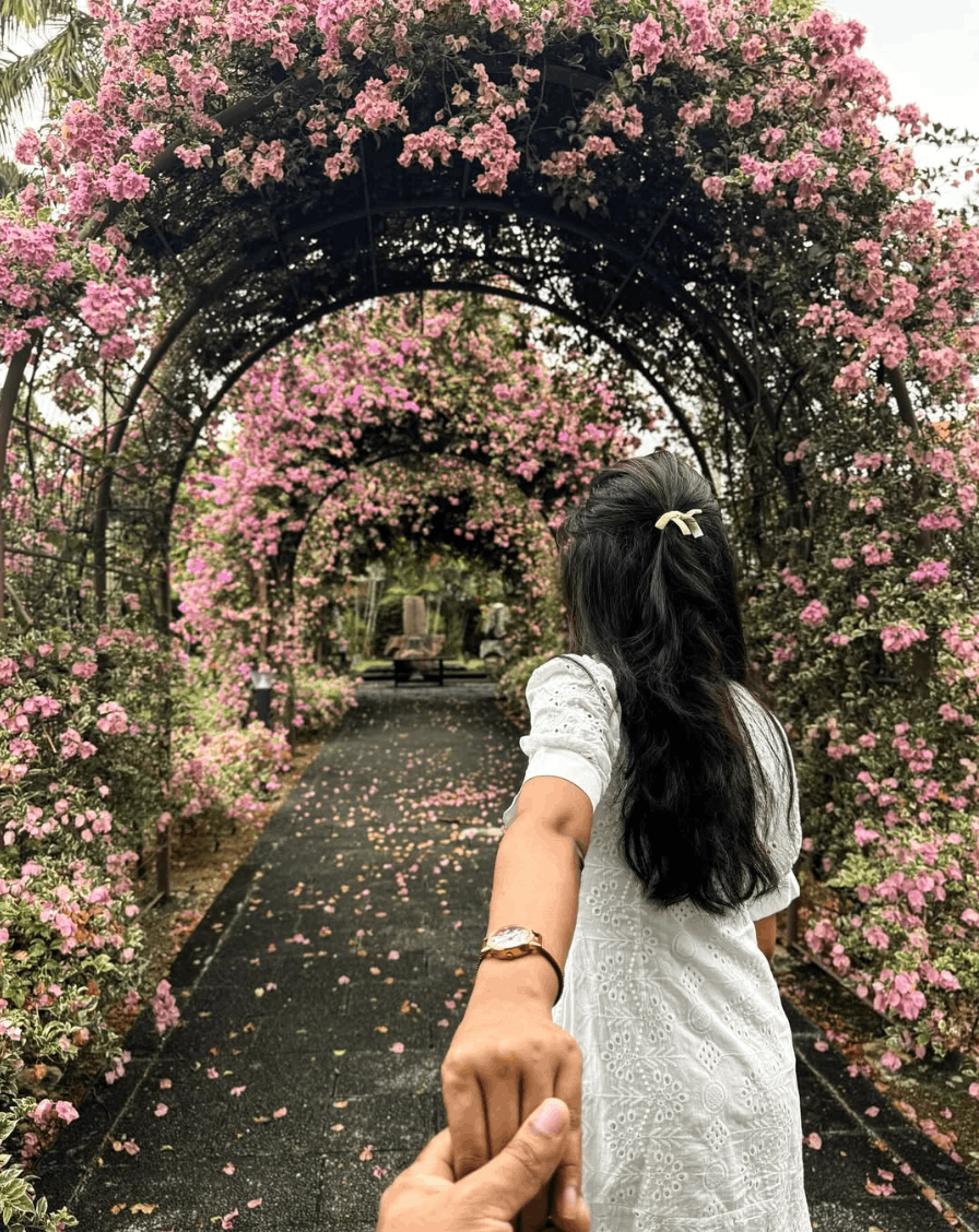 8 most romantic bus routes in singapore - japanese cemetery park
