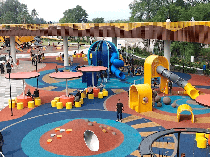 Danga Park playground area
