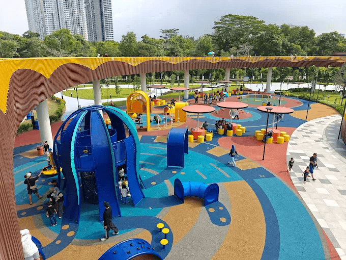 Octopus-shaped playground at Danga Park
