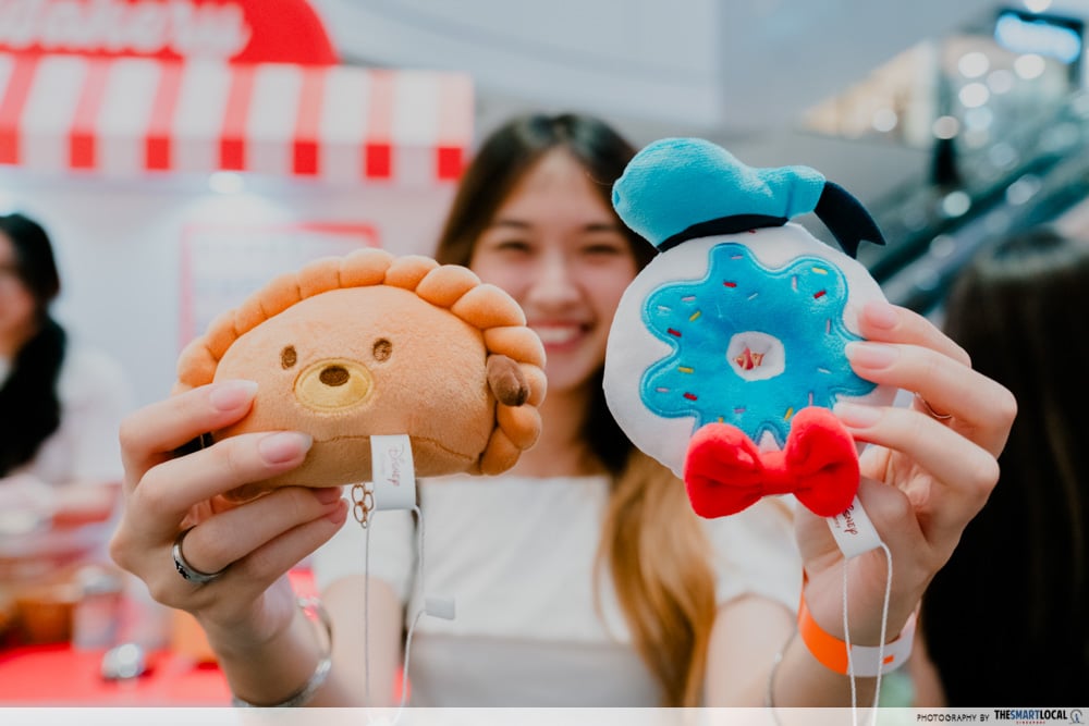 Disney Dessert Besties Curry Puff Donut