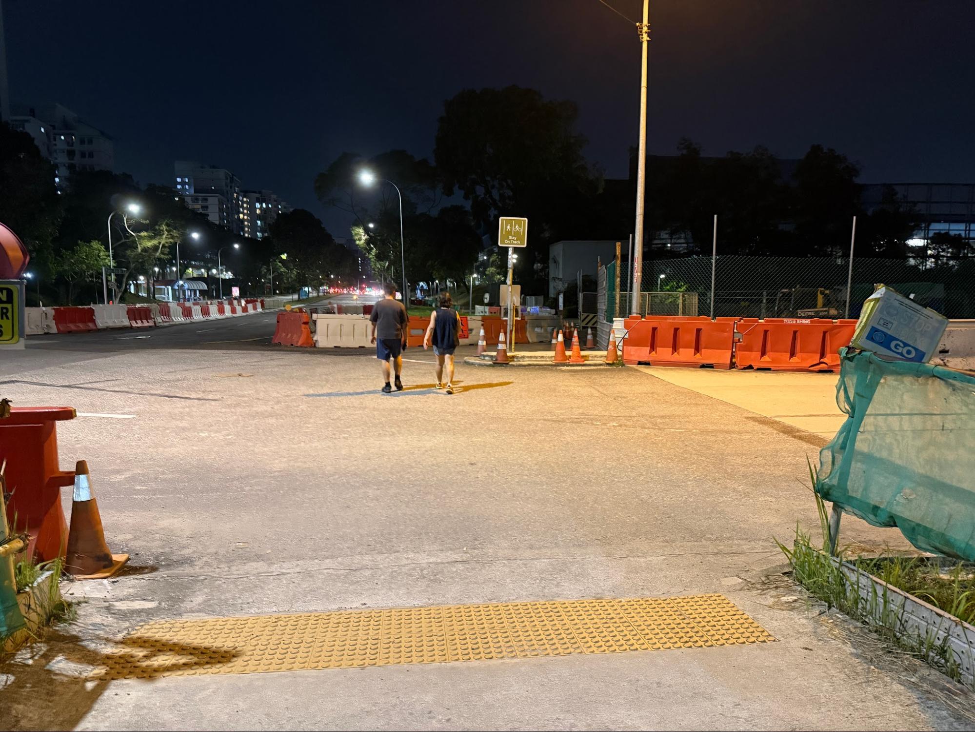 Rollerblading trails Singapore - Waterway Point to White Sands Mall (2)
