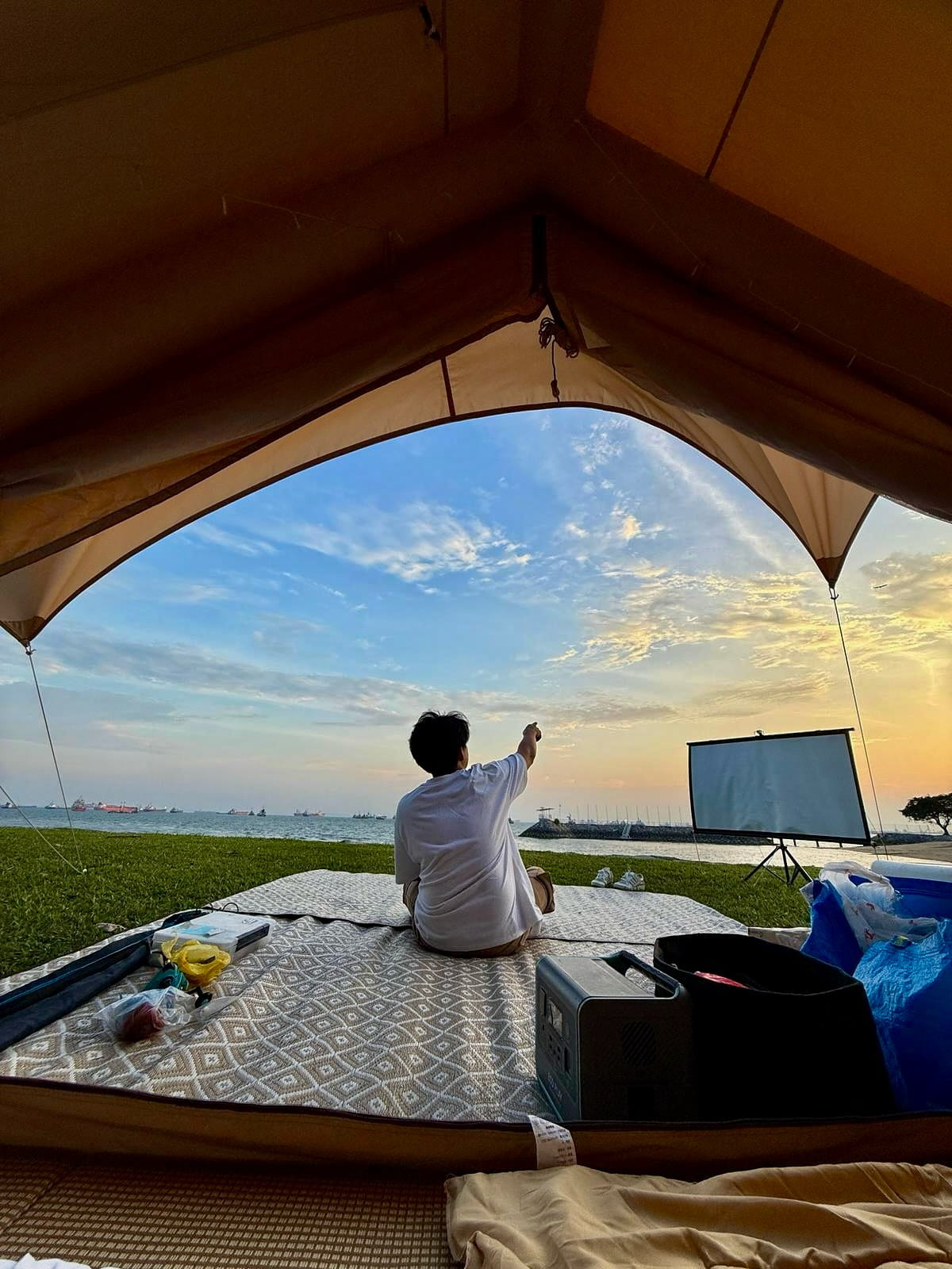 GLAMPING AT EAST COAST PARK