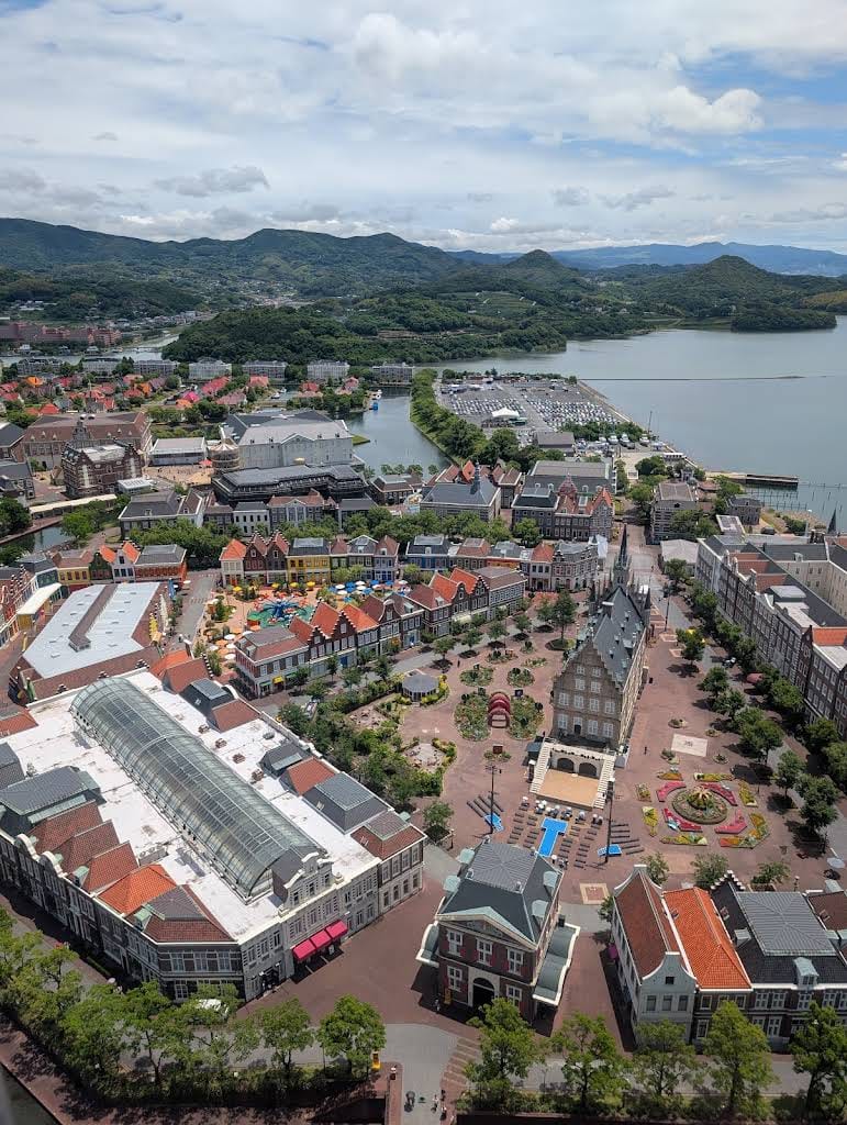things to do in fukuoka - huis ten bosch