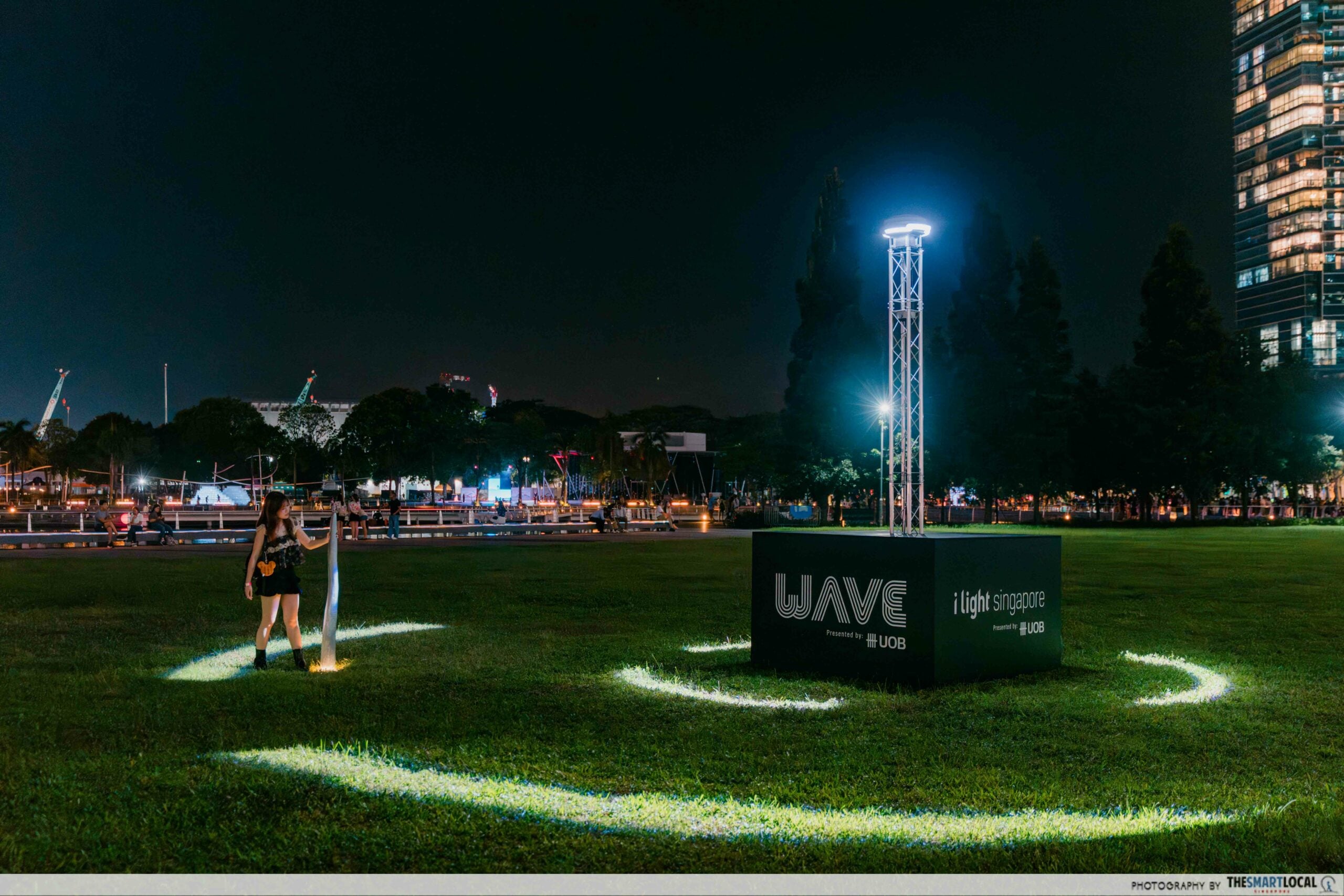 i Light Singapore 2026 - Wave