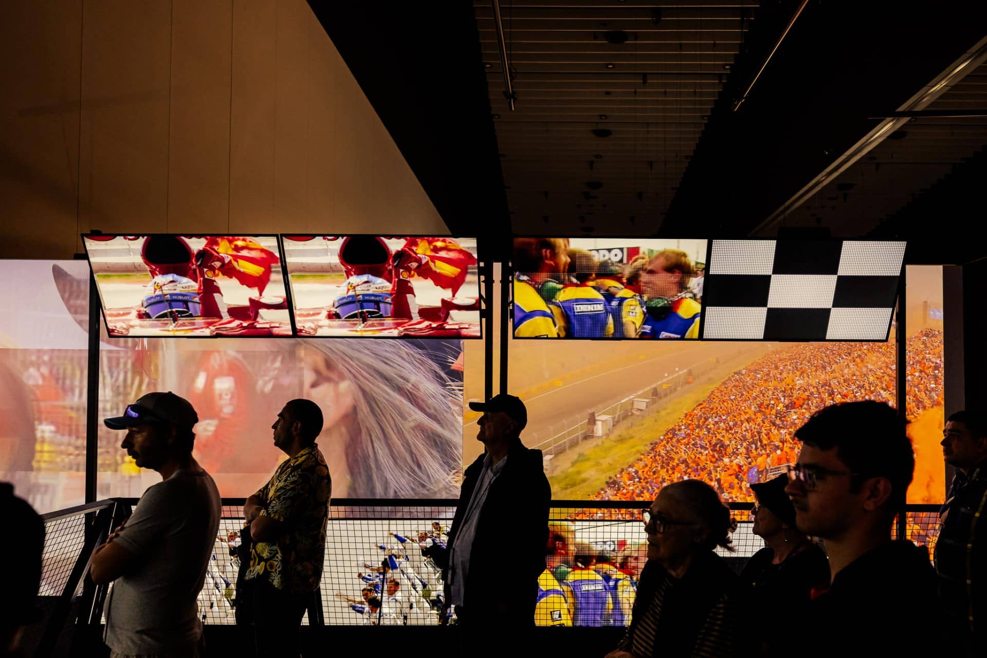 Pit Wall room
