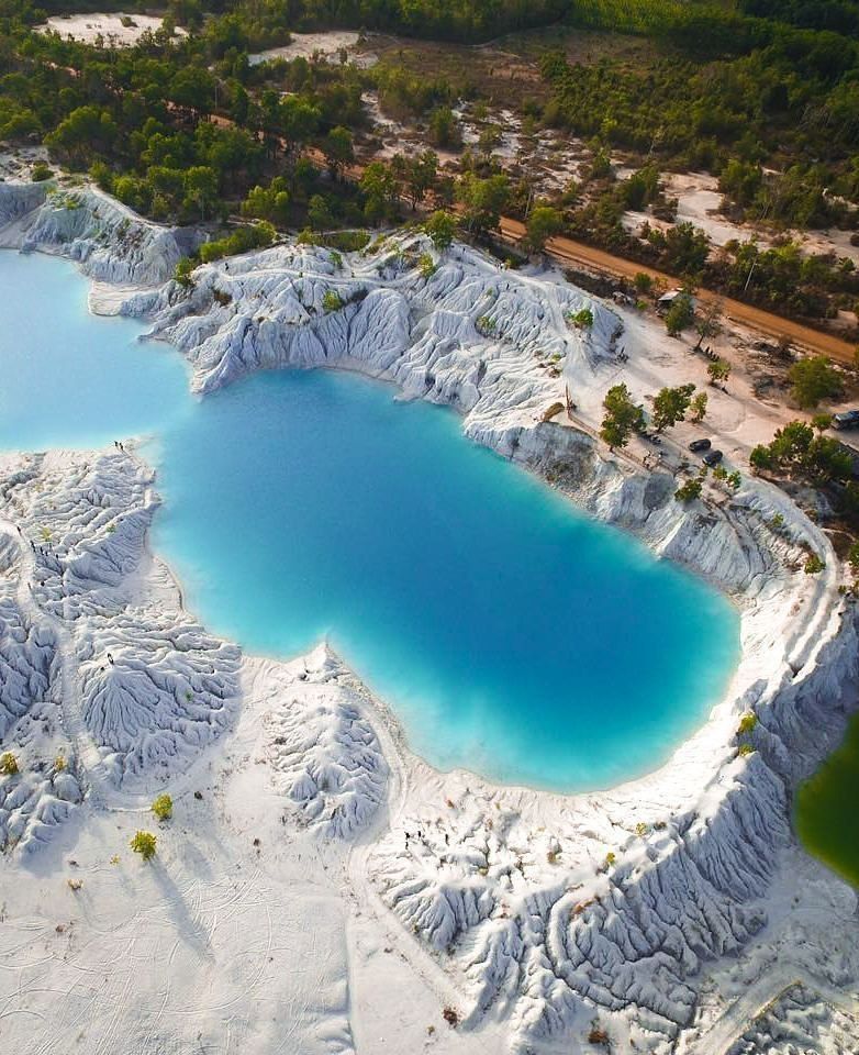 Blue Kaolin Lake