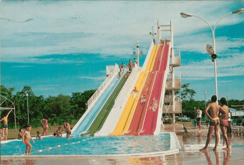 mitsukoshi garden - slider pool
