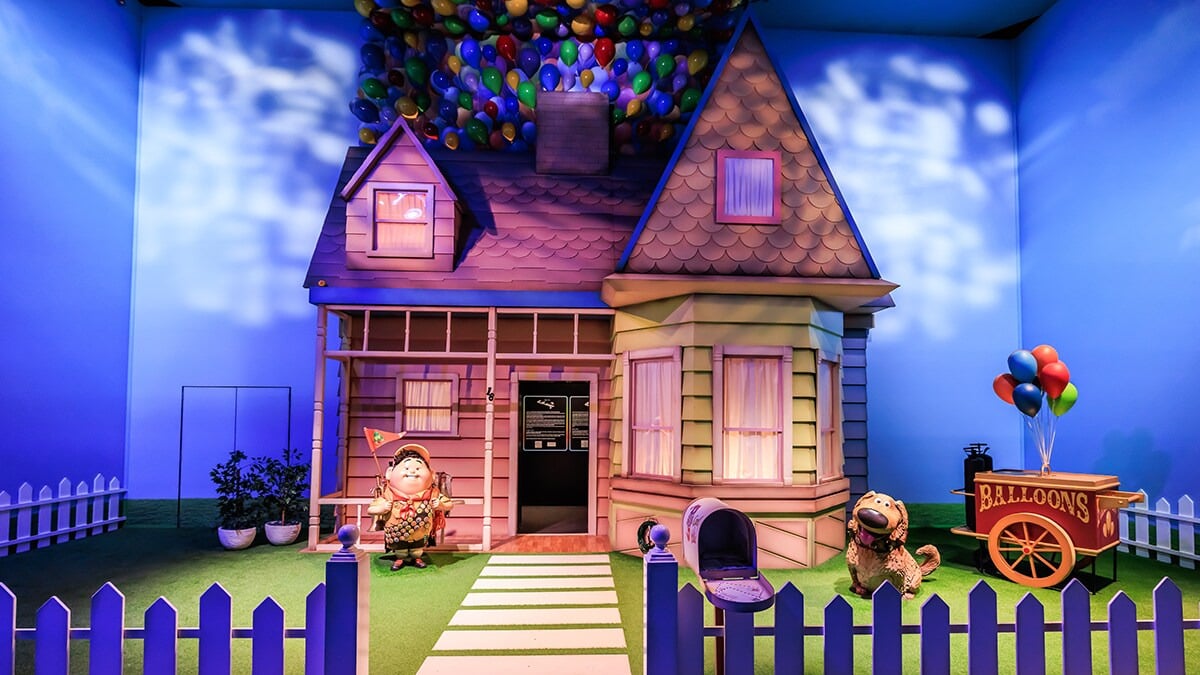mundo pixar experience - up