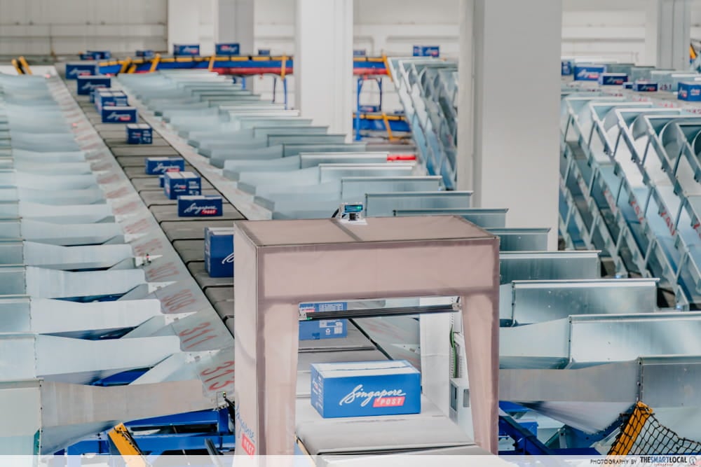 We Toured SingPost’s $30M Automated Parcel Facility For A BTS Look At How Our Parcels Reach Our Doorsteps - intelligent flexi sorter w OCR camera scanner