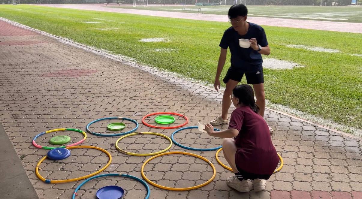 11 Uni Orientation Camp Games To Expect In 2026 & How To Mentally Prepare For Them singapore - human tic tac toe / xoxo