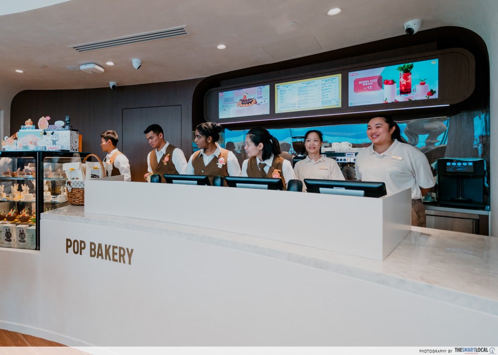 POP BAKERY cashier counter