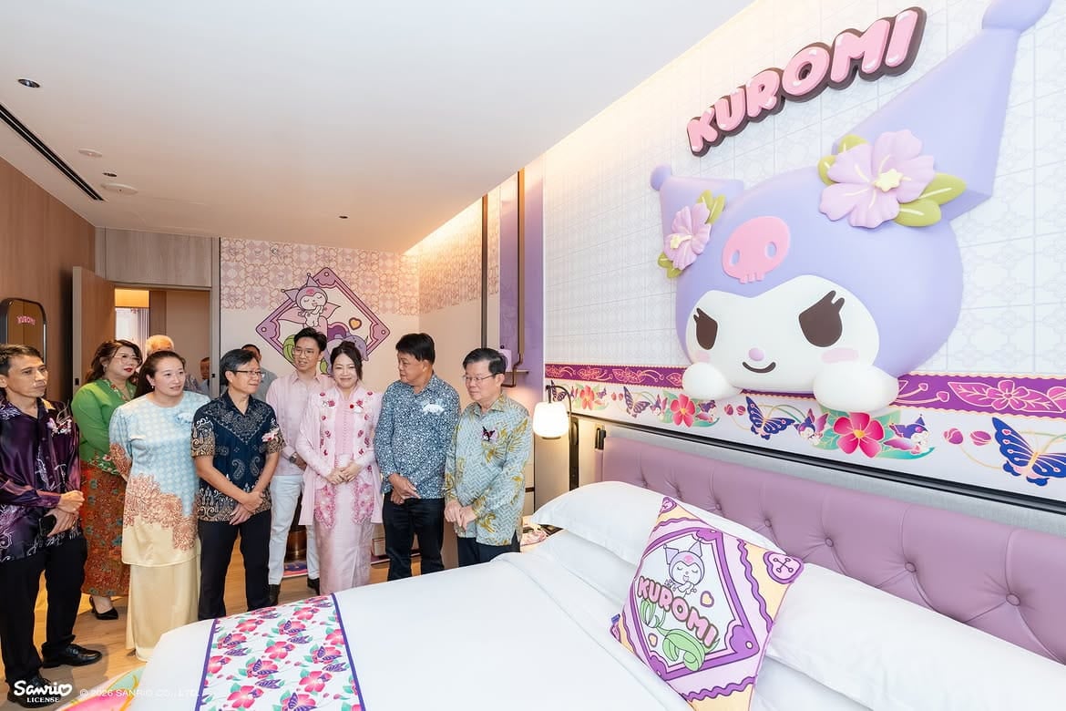 Kuromi hotel room